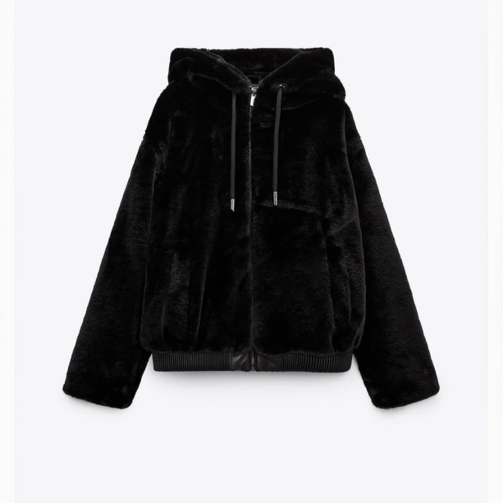 FAUX FUR HOODED JACKET
BLACK size S
